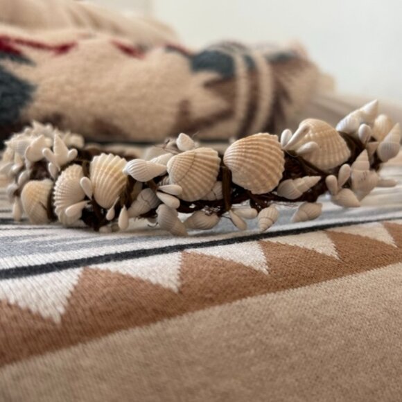 Delicate Mermaid Adjustable Shell Crown - Picture 4 of 4